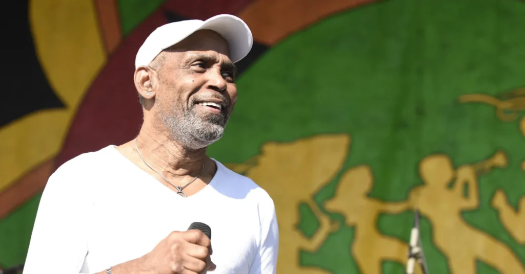 frankie beverly net worth